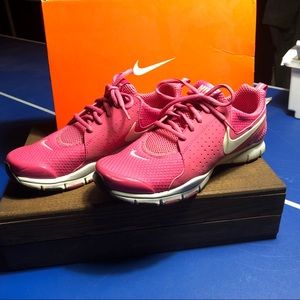 Women’s Nike memory foam size 9 Slip on